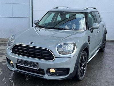 Usado Mini One Countryman 102 HP (75 kW) 2018 Cinzento SUV