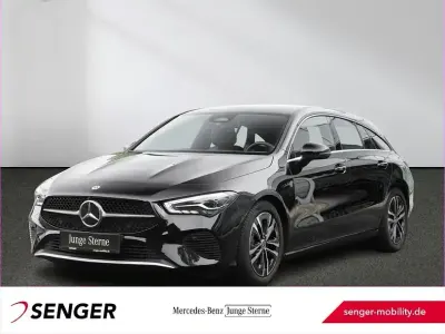 Gebraucht Mercedes CLA200 Shooting Brake 163 PS (119 kW) 2025 Unilack nachtschwarz Kombi