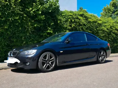Gebraucht BMW 325 218 PS (160 kW) 2007 Schwarz Coupé