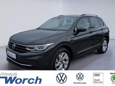 Uranograu Gebraucht 2022 VW Tiguan Life SUV | 28.989 € (Guter Preis)