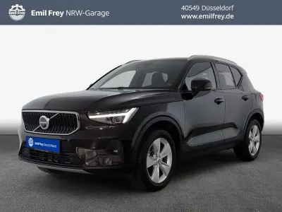 Gebraucht Volvo XC40 Core 163 PS (119 kW) 2024 Onyx black / metallic SUV
