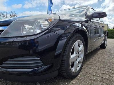 Usata Opel Astra GTC Edition 90 CV (66 kW) 2008 Nero