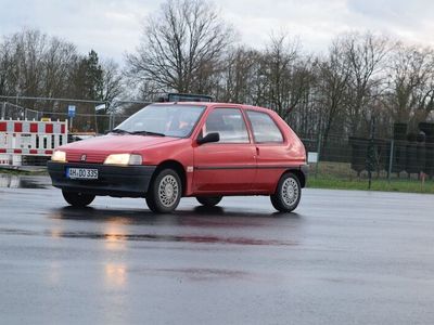 gebraucht Peugeot 106 | Kid Edition | TÜV & Service Neu | Der rote Löwe