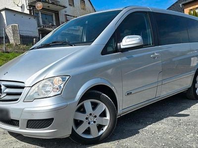 Gebraucht Mercedes Viano 224 PS (164 kW) 2012 Silber Van / Kleinbus