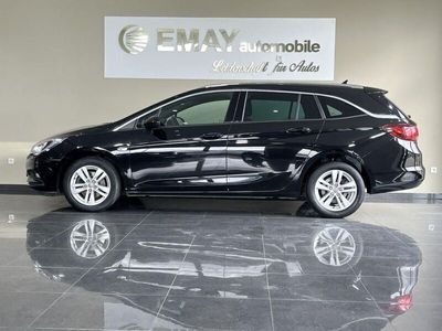 gebraucht Opel Astra 1.6 CDTI Automatik Dynamic /Navi/