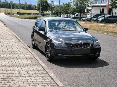 Gebraucht BMW 530 235 PS (172 kW) 2007 Schwarz Kombi