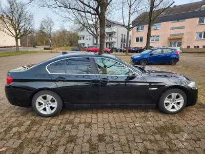 Gebraucht BMW 523 204 PS (150 kW) 2010 Schwarz Limousine