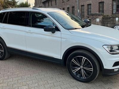 Gebraucht VW Tiguan Allspace IQ Drive 190 PS (139 kW) 2020 Weiß SUV