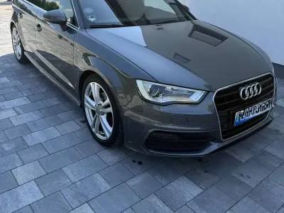 Gebraucht Audi A3 Ambition 125 PS (91 kW) 2015 Grau Limousine