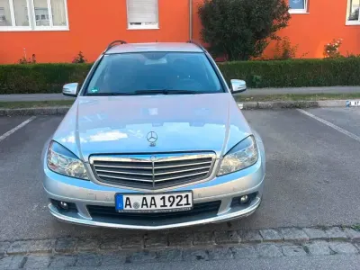 Gebraucht Mercedes 200 136 PS (100 kW) 2010 Silber Kombi