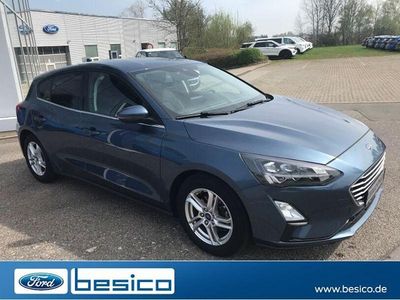 Gebraucht Ford Focus Cool & Connect 125 PS (91 kW) 2021 Chromablau metallic (blau) Limousine