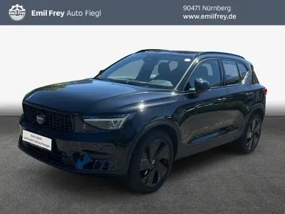 Gebraucht Volvo XC40 Plus 163 PS (119 kW) 2025 Onyx schwarzmetallic SUV