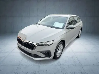 Gebraucht Skoda Scala Essence 116 PS (85 kW) 2025 Steelgrau Kleinwagen
