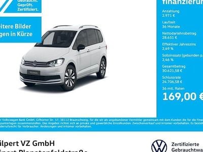 Weiß Gebraucht 2025 VW Touran Goal Van / Kleinbus | 31.622 € (Guter Preis)