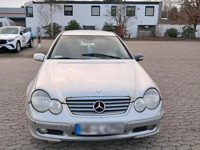 Gebraucht Mercedes C180 95 PS (69 kW) 2001 Silber Limousine