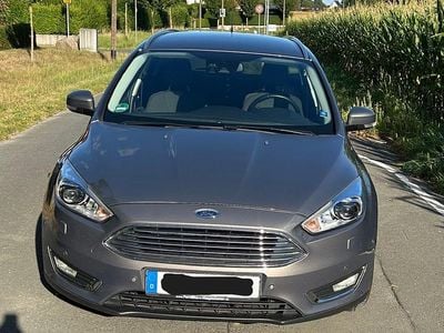 Gebraucht Ford Focus 125 PS (91 kW) 2015 Braun Kombi