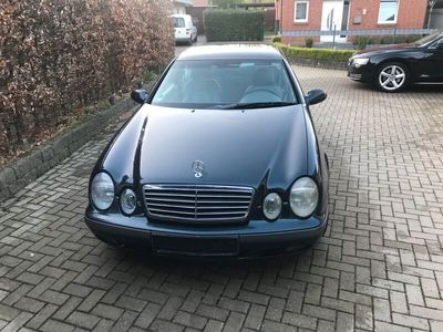 gebraucht Mercedes CLK320 