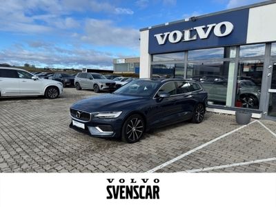 Gebraucht Volvo V60 Inscription 341 PS (250 kW) 2021 Blau Kombi