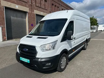 Gebraucht Ford Transit Trend 131 PS (96 kW) 2020 Weiß Van / Kleinbus