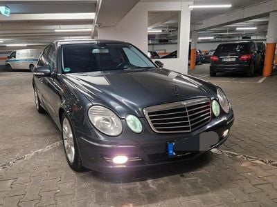 Mercedes E300