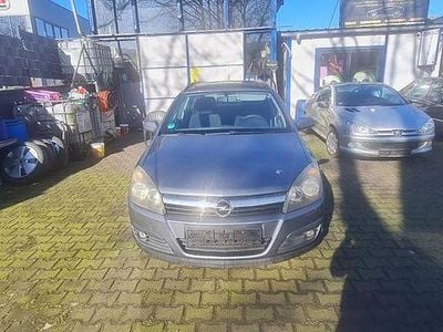 Gebraucht Opel Astra Edition 105 PS (77 kW) 2006 Grau Kombi