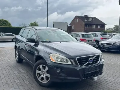 Gebraucht Volvo XC60 Momentum 175 PS (128 kW) 2010 Savile grey / metallic SUV