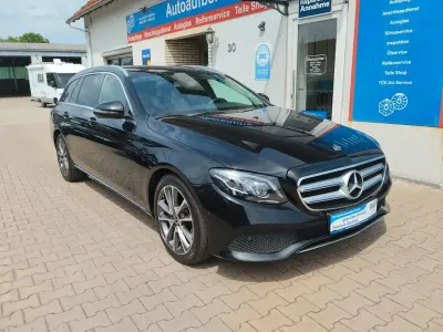 Gebraucht Mercedes E350 258 PS (189 kW) 2017 Obsidianschwarz Kombi