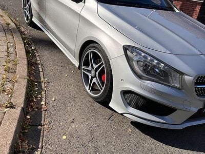Gebraucht Mercedes CLA200 AMG 136 PS (100 kW) 2015 Silber Kombi