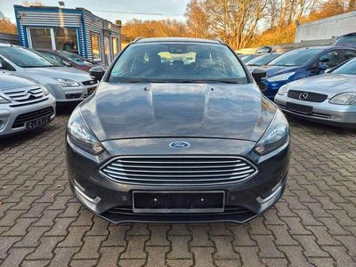 Usata Ford Focus Titanium 125 CV (91 kW) 2015 Grigio Station wagon