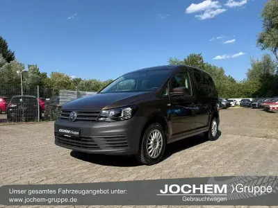Gebraucht VW Caddy 84 PS (61 kW) 2018 Braun Van / Kleinbus