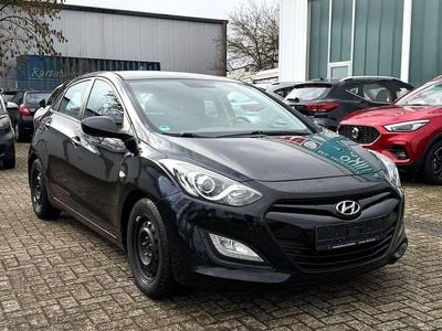 Gebraucht Hyundai i30 99 PS (72 kW) 2014 Schwarz Limousine