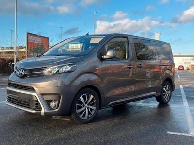 Gebraucht Toyota Proace Verso 177 PS (130 kW) 2018 Grau Kombi