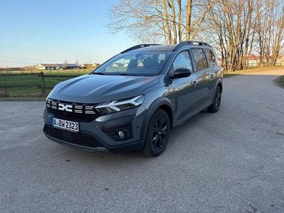 Gebraucht Dacia Jogger Extreme 101 PS (74 kW) 2023 Grau Van / Kleinbus