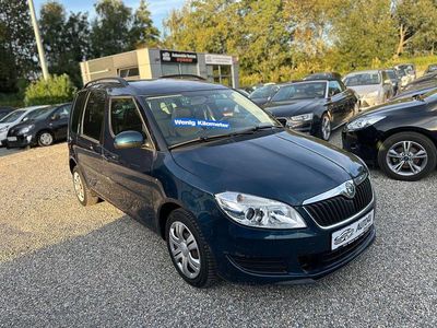 Blau Gebraucht 2011 Skoda Roomster Plus Edition Van / Kleinbus | 5.990 € (Fairer Preis)