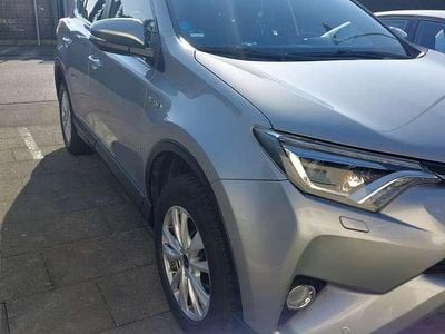 Gebraucht Toyota RAV4 Hybrid Style 155 PS (114 kW) 2018 Grau SUV