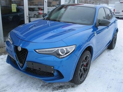 Blau Gebraucht 2023 Alfa Romeo Stelvio Quadrifoglio SUV | 59.900 € (Teuer)
