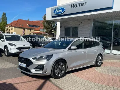 Gebraucht Ford Focus ST-Line X 155 PS (114 kW) 2024 Silber Kombi