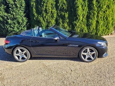 Gebraucht Mercedes SLC300 245 PS (180 kW) 2018 Schwarz Cabrio