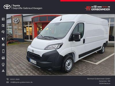 Weiß Gebraucht 2024 Toyota Proace Van / Kleinbus | 36.490 € (Etwas zu teuer)