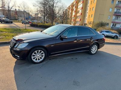 Mercedes E300