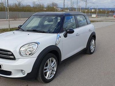 Second-hand Mini Cooper Countryman 122 CP (89 kW) 2016 Alb SUV