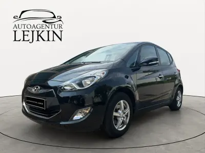 Gebraucht Hyundai ix20 Edition 90 PS (66 kW) 2012 Schwarz Kleinwagen