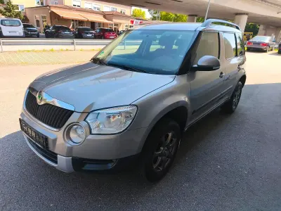 Gebraucht Skoda Yeti 122 PS (89 kW) 2011 Grau SUV