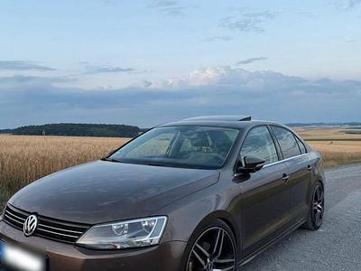 Usata VW Jetta 140 CV (102 kW) 2012 Marrone Berlina
