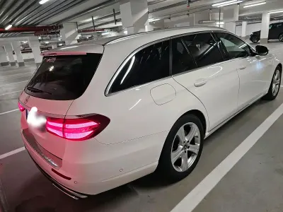 Gebraucht Mercedes E350 258 PS (189 kW) 2018 Weiß Kombi