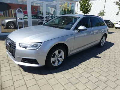 Gebraucht Audi A4 Basis 150 PS (110 kW) 2017 Silber Kombi