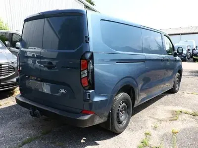 Neu Ford Transit Custom Trend 170 PS (125 kW) 2025 Chrome blue metallic chrome blue metallic Van