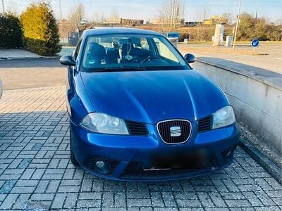 Blau Gebraucht 2006 Seat Ibiza Kleinwagen | 1.000 € (Fairer Preis)
