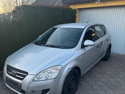 Gebraucht Kia Ceed LX 109 PS (80 kW) 2008 Grau Kleinwagen