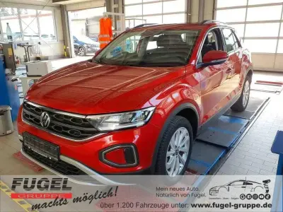 Gebraucht VW T-Roc Life 150 PS (110 kW) 2022 Kings red metallic SUV